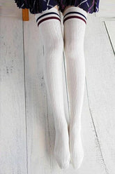 Gestreifte Overknee-Socken mit Webmuster